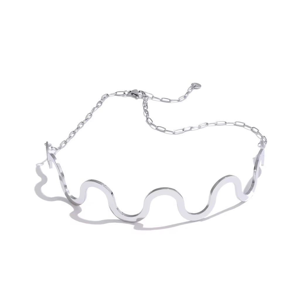 Wavy Choker