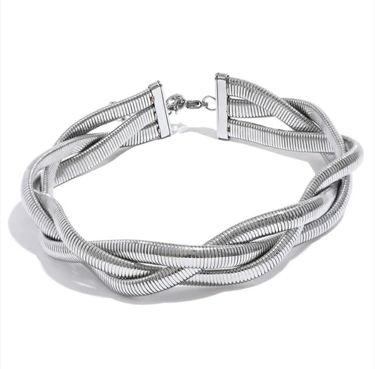 Medusa Choker
